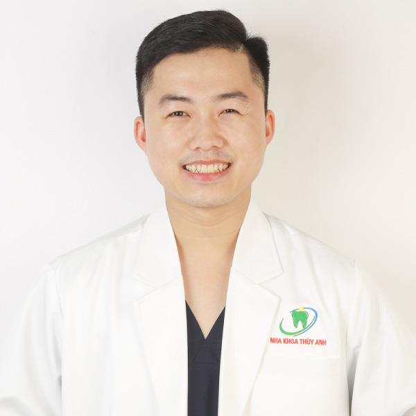 BS Nguyễn Văn Úy – khoa phẫu thuật và phục hình trong miệng